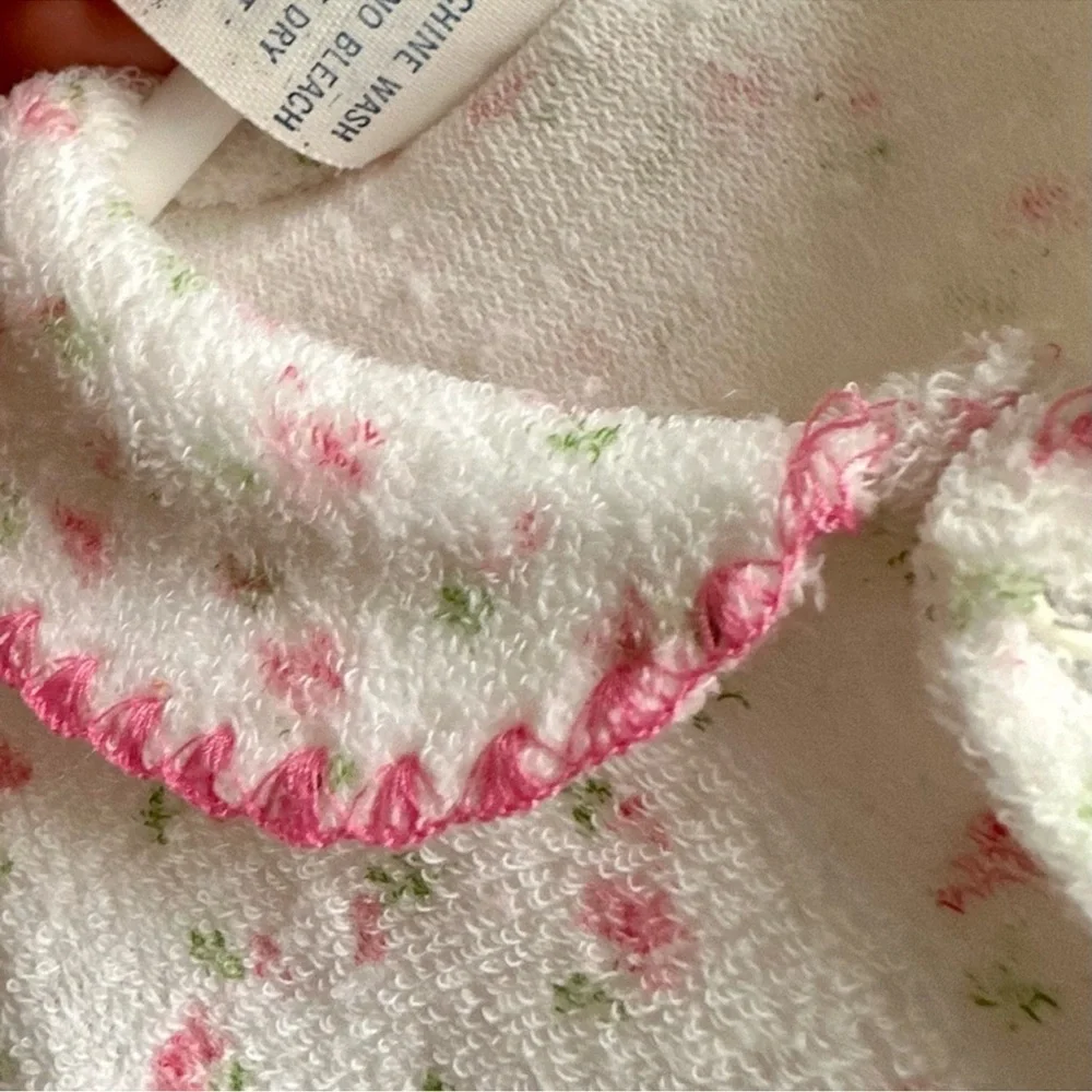 Vintage Baby Girl Clothes 1960s Trim Fit Dainty Floral Footie Pajamas